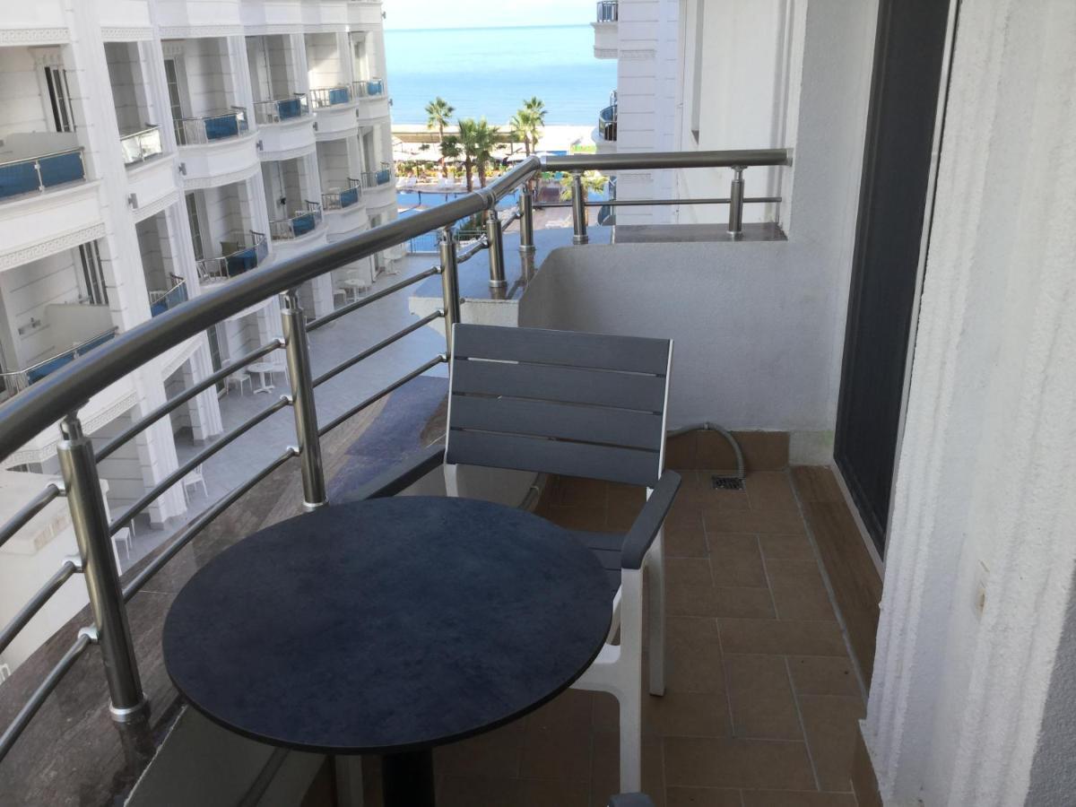 Kk Fafa Apartments Golem  Exterior foto